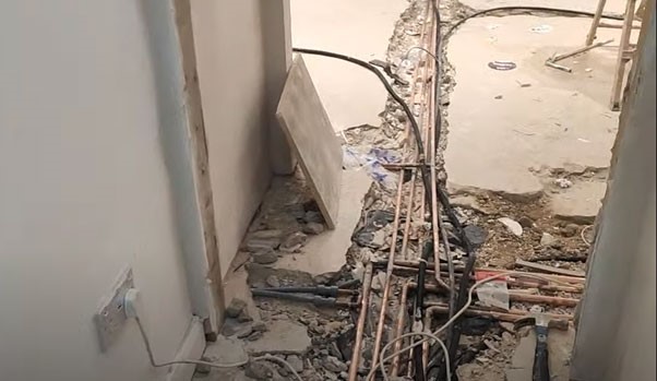 Hot and cold water piper with no insulation and protection